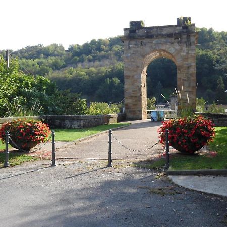 Le Pont De Livinhac Ξενοδοχείο Decazeville Εξωτερικό φωτογραφία