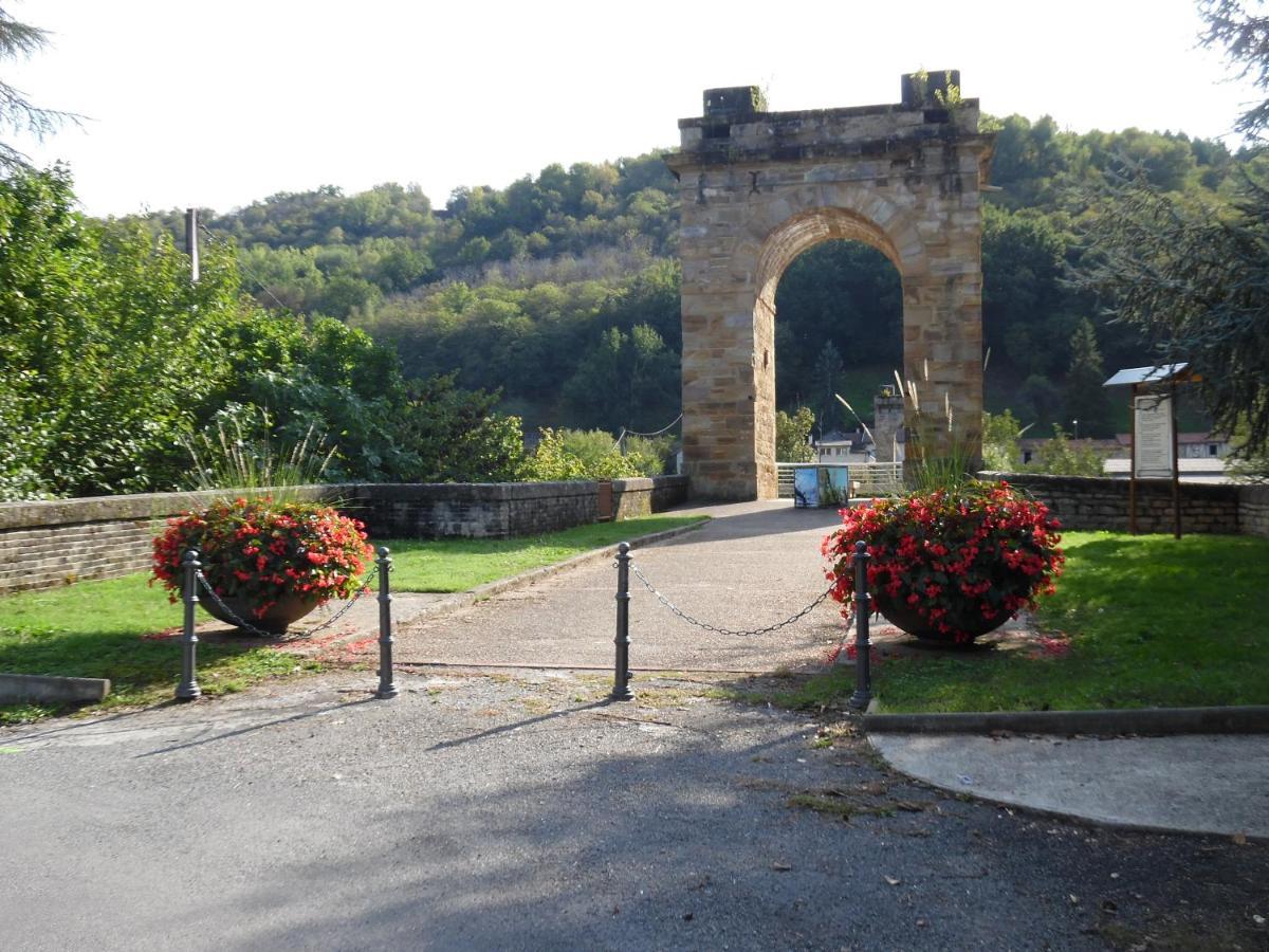 Le Pont De Livinhac Ξενοδοχείο Decazeville Εξωτερικό φωτογραφία